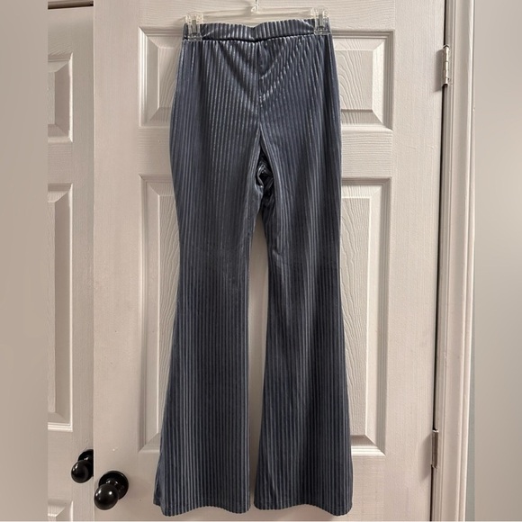 🆕 High Waist Flare Leg Pants Size XS - Picture 3 of 8